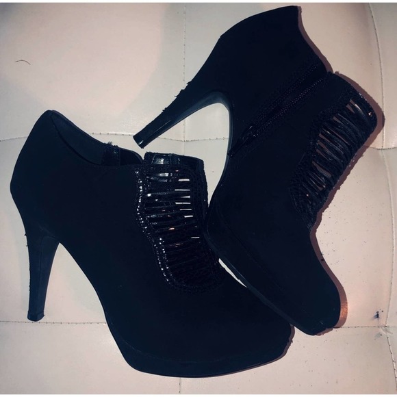 black booties - Picture 2 of 2